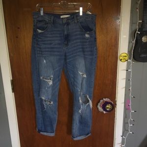 Girlfriend jeans